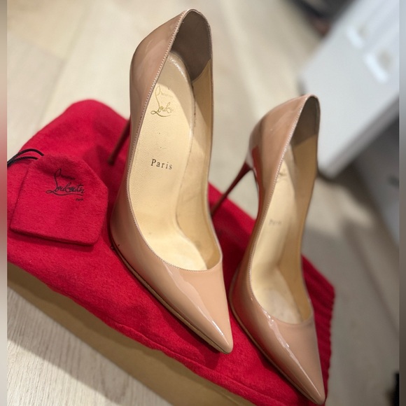 Christian Louboutin Blush Patent Leather Heels - Picture 1 of 4